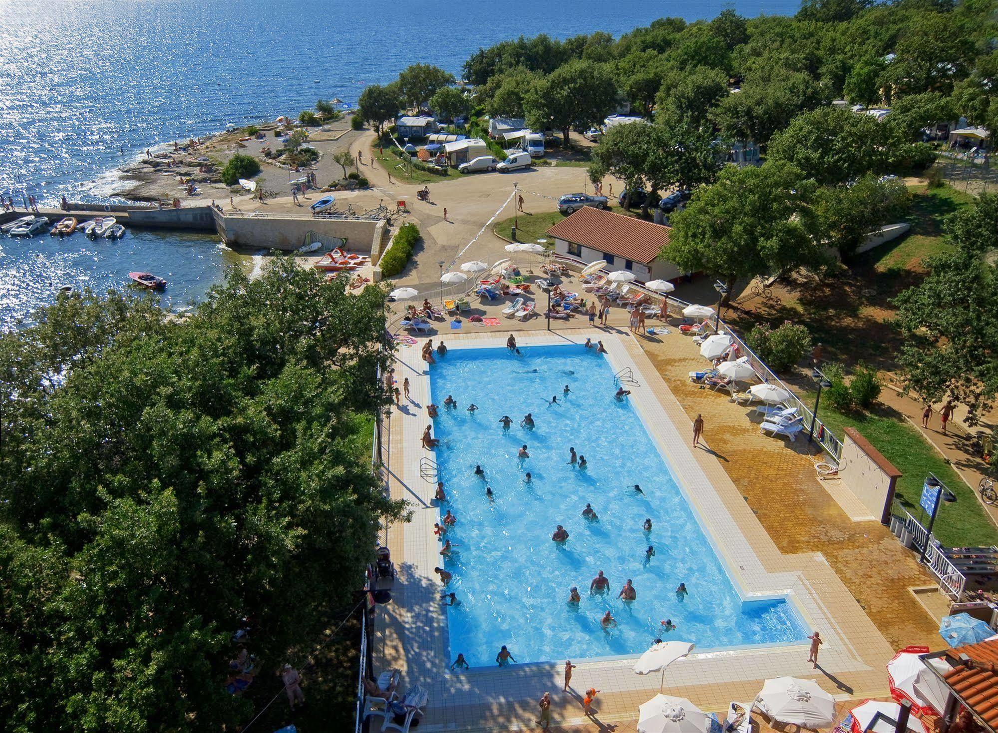 Eurocamp Mobile Homes At Fkk Nudist Campsite Solaris Тар Экстерьер фото